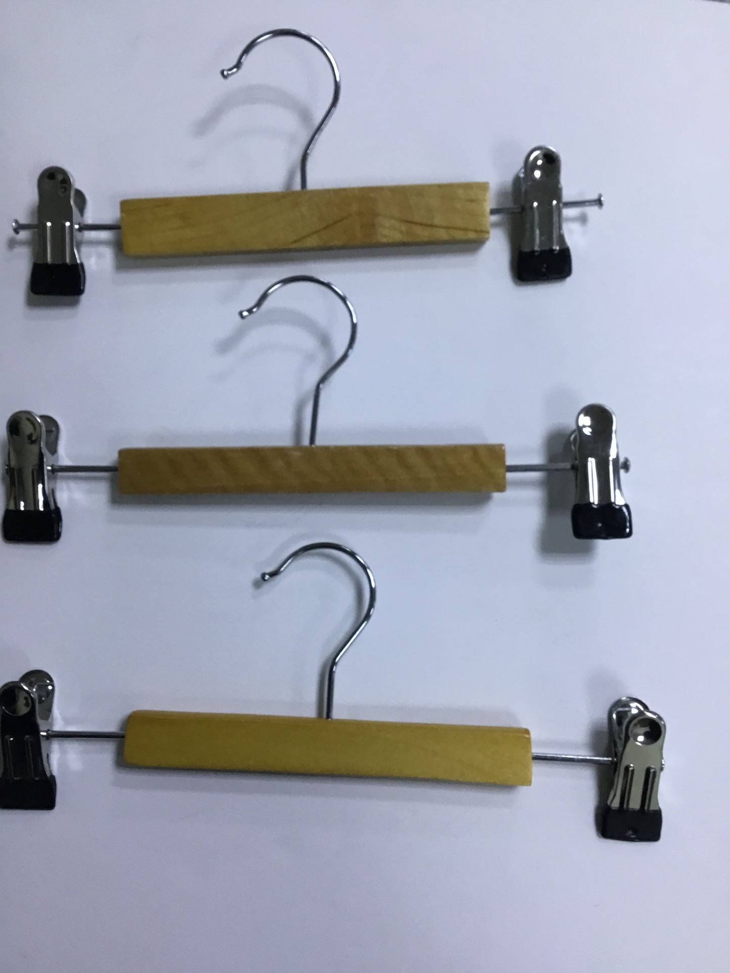 FR Wooden Clip Hangers - BSP -26 | Premium Quality - Best Price Online