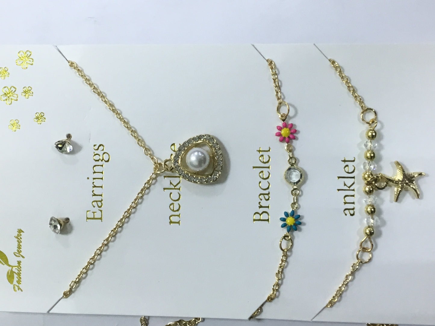 Golden Allure Jewelry Set - 4pcs