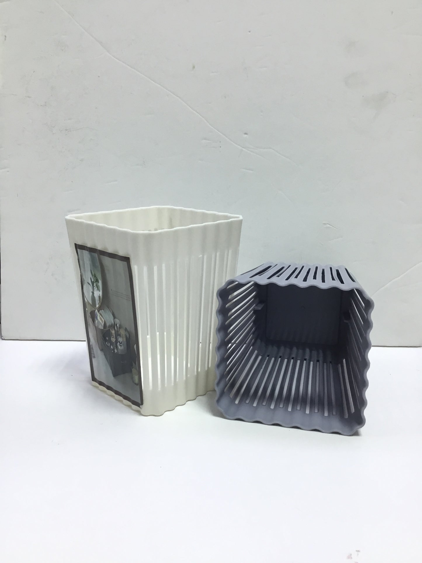 Mini Desk Bin - Various Color's | Premium Quality - Best Price Online