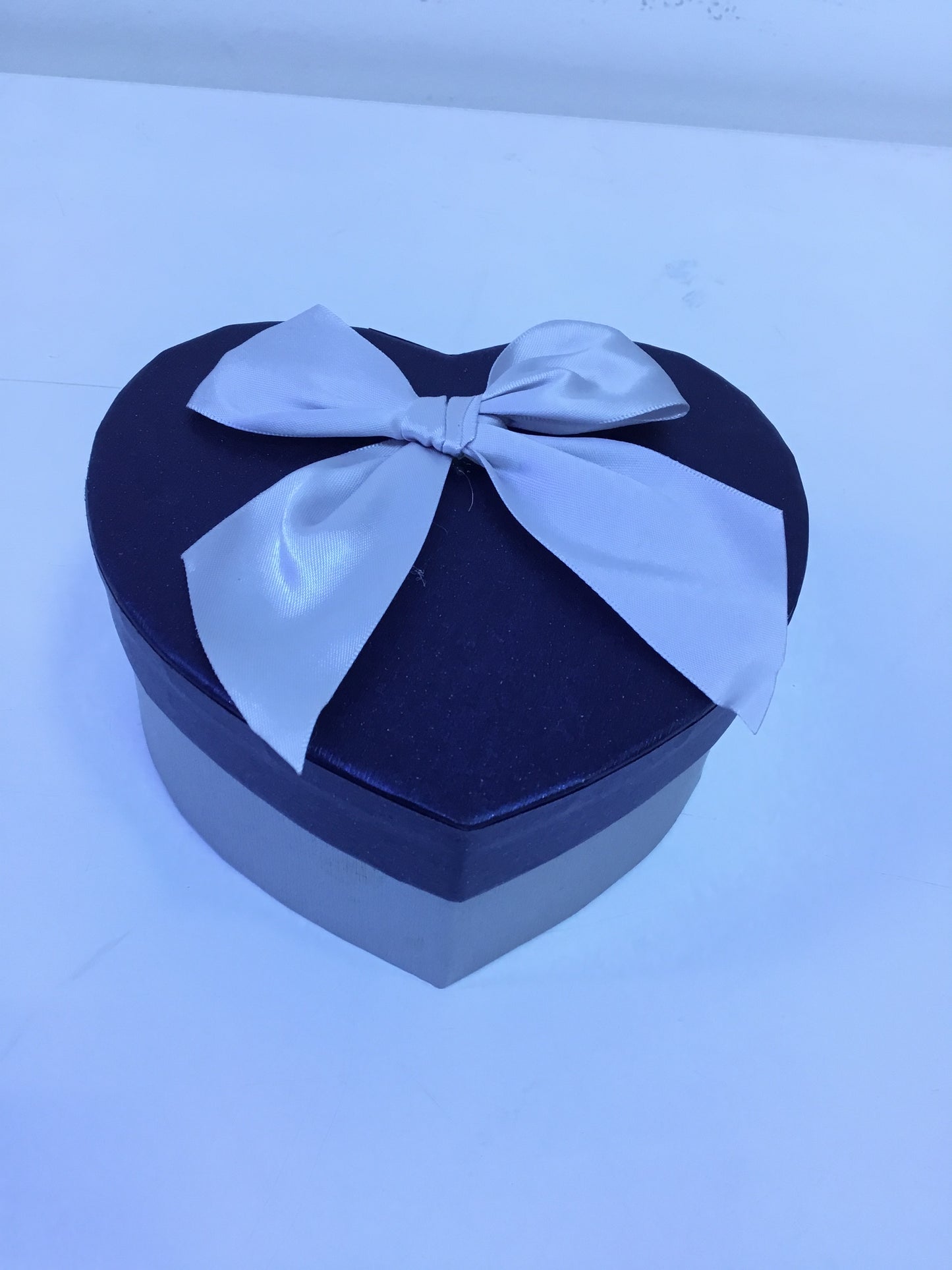 Small Dark-Blue Heart Gift Box with Ribbon -8909 | Premium Quality | Best Sell Online
