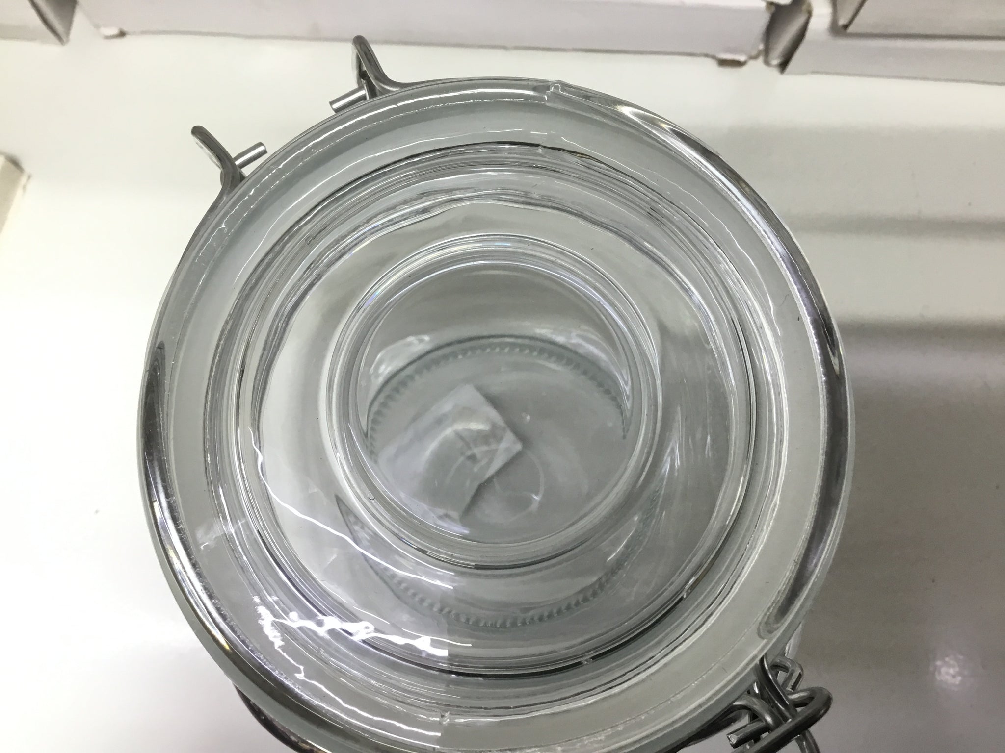 Glass Jar For Snacks- Metal Lock - 1050ml- GLB118