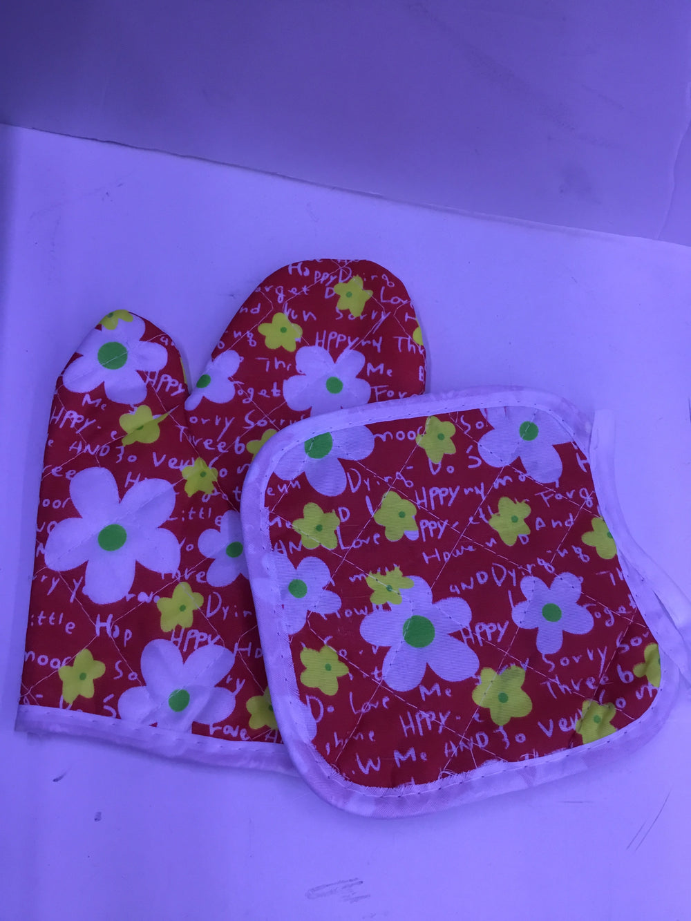 Floral Fabric Padded Sleeve / Protective Pouch red