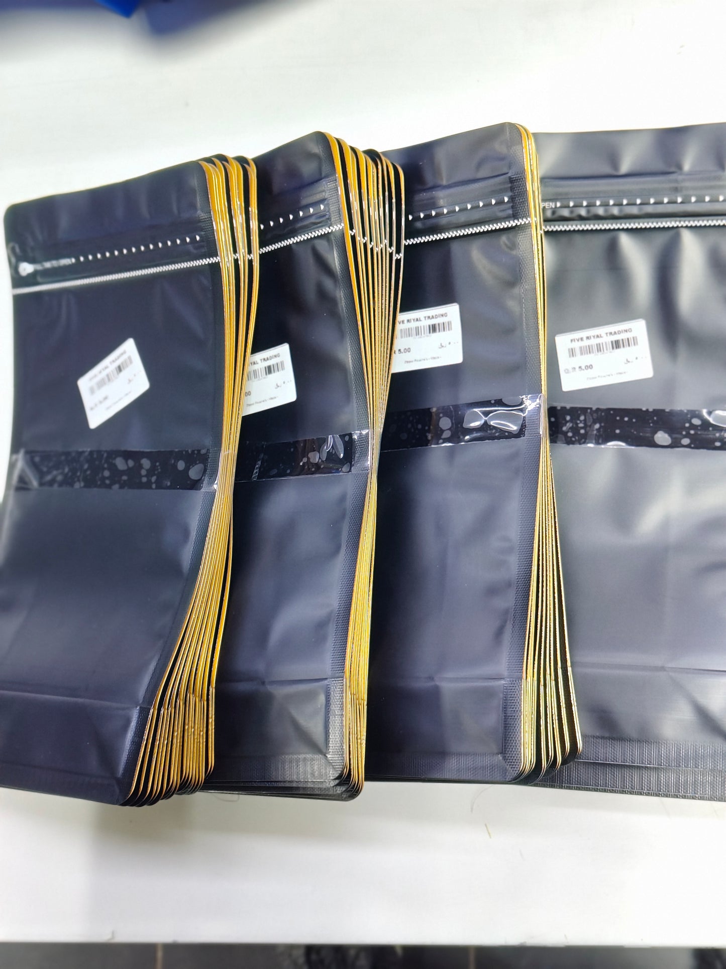 FR Stand-Up Zipper Pouche's- 10pcs